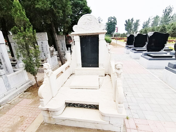 墓园碑型